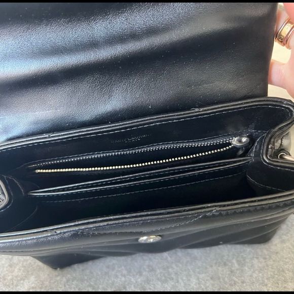 🖤Yve’ Saint Laurent Lou Lou🖤 - Picture 2 of 5